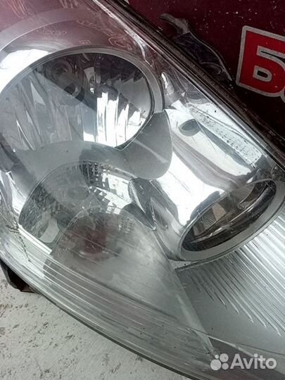 Фара передняя правая Peugeot 3008