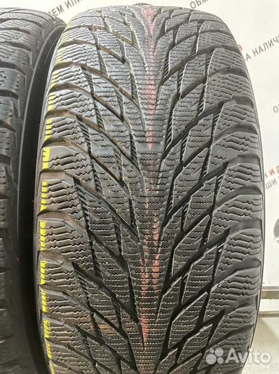 Nokian Tyres Hakkapeliitta R2 215/55 R17 98R