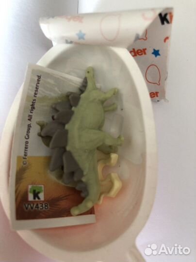 Киндер джой Юрский период Динозавры,допы