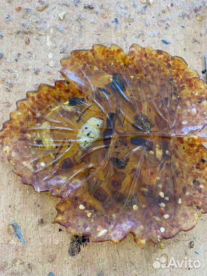 Тарелка янтарная