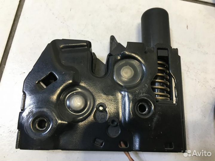 Замок капота Audi A6 C7 (2011—2014)