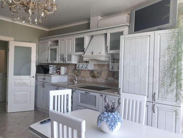 2-к. квартира, 74 м², 7/23 эт.