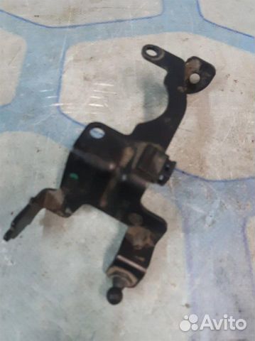 Кронштейн 06E133947E