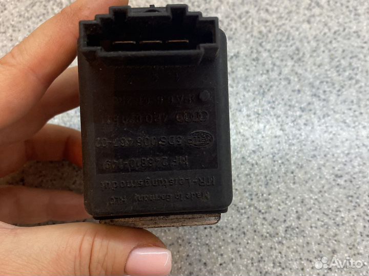 Резистор audi 4B0820521