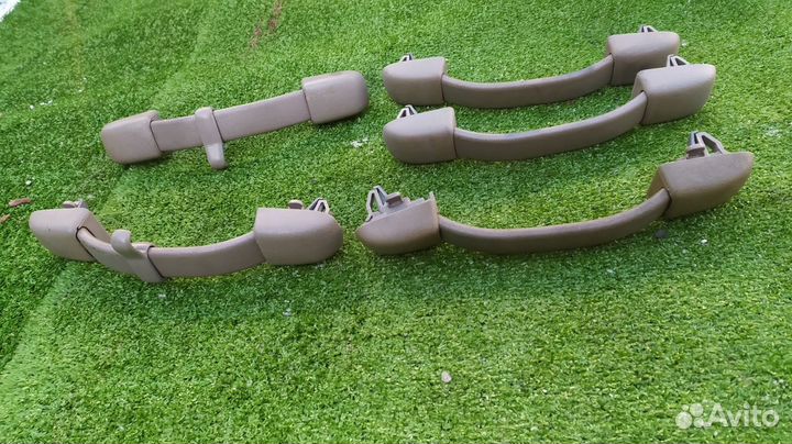 Ручки потолочные Комплектом Chevrolet Trailblazer