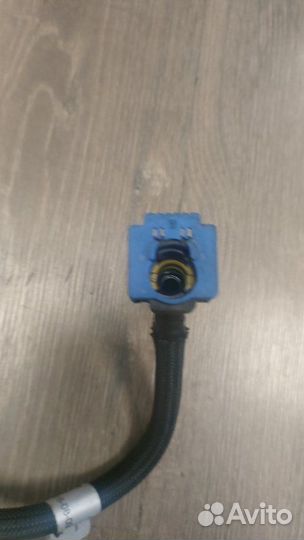 Трубка топливная Land Rover Range Rover Sport L494