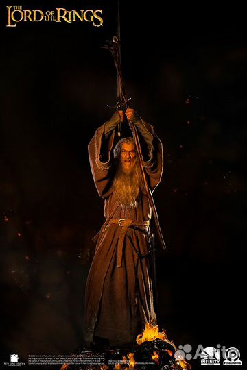 Gandalf the Grey (Premium Edition)