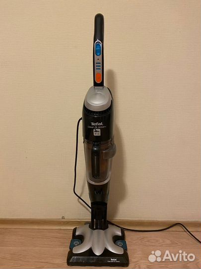 Паровой пылесос вертикальный Tefal Clean & Steam