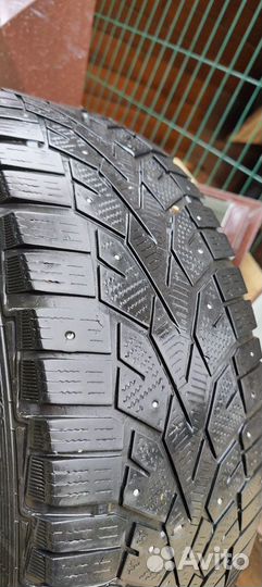 Gislaved NordFrost 100 215/60 R16 99T