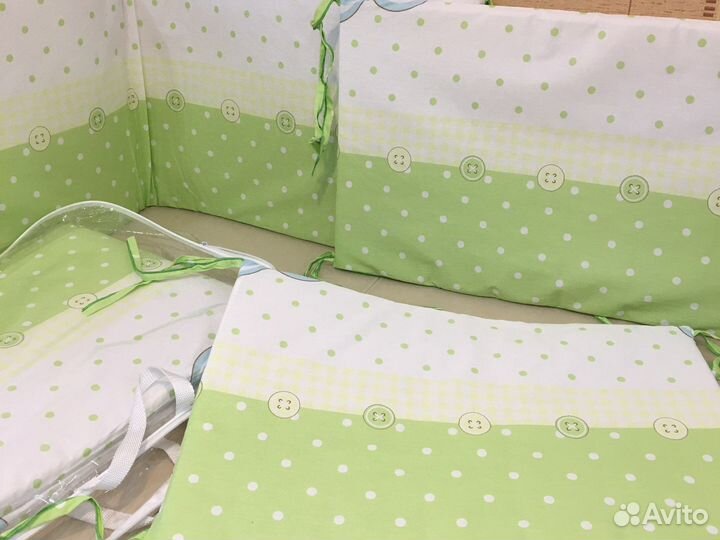 Бортики в детскую кроватку новые