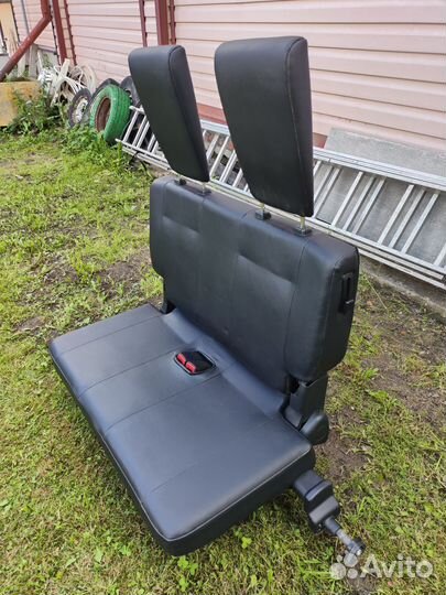 Третий ряд сидений mitsubishi pajero