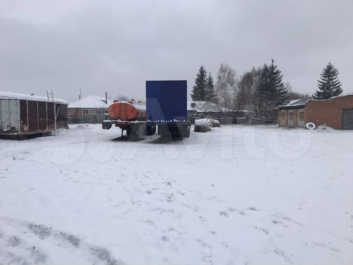 Машиноместо, > 30 м²