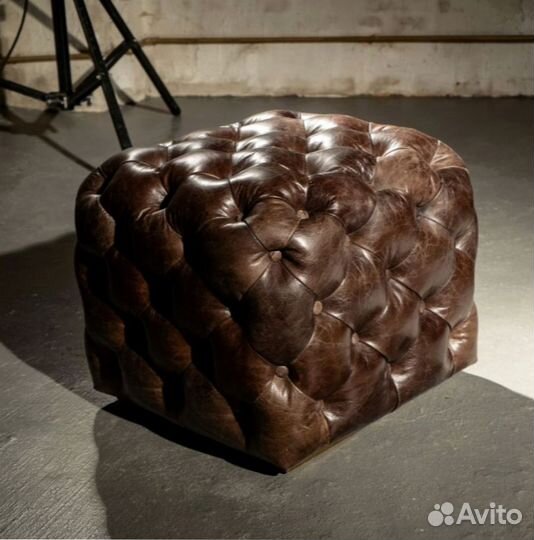 Пуф chesterfield, buttoned leather