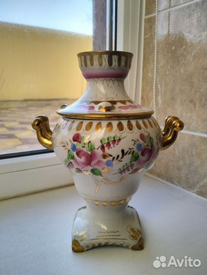 Фарфоровый самовар Гжель