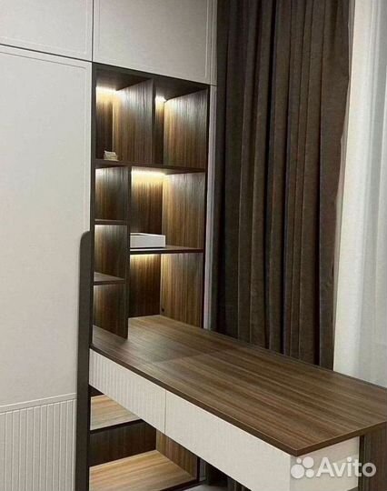 Рабочая зона со шкафом