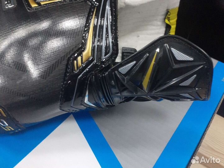 Коньки хоккейные bauer supreme 2S SR