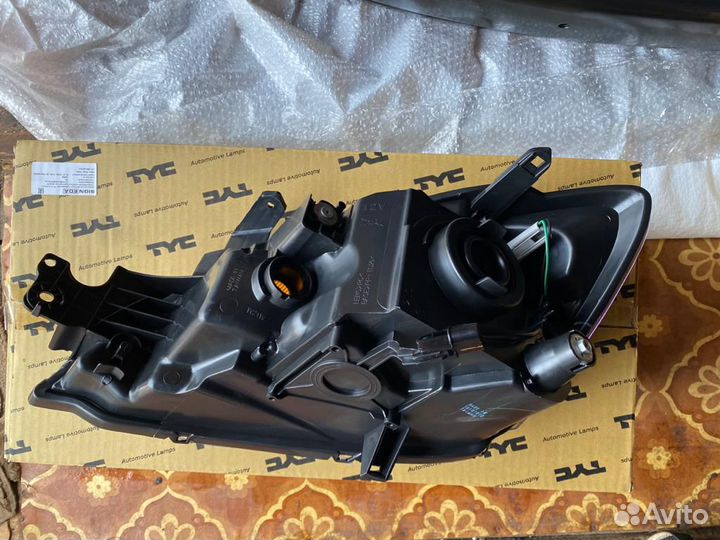 Фара mitsubishi Lancer 9 митцубиси Лансер 9 IX