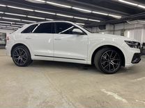 Audi Q8 3.0 AT, 2021, 30 000 км, с пробегом, цена 10 300 000 руб.