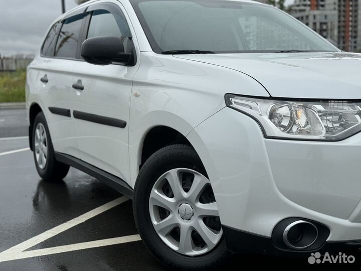 Mitsubishi Outlander 2.0 CVT, 2014, 76 900 км