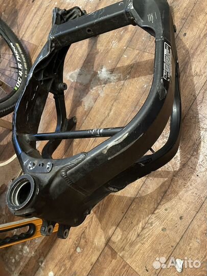 Рама от мотоцикла honda