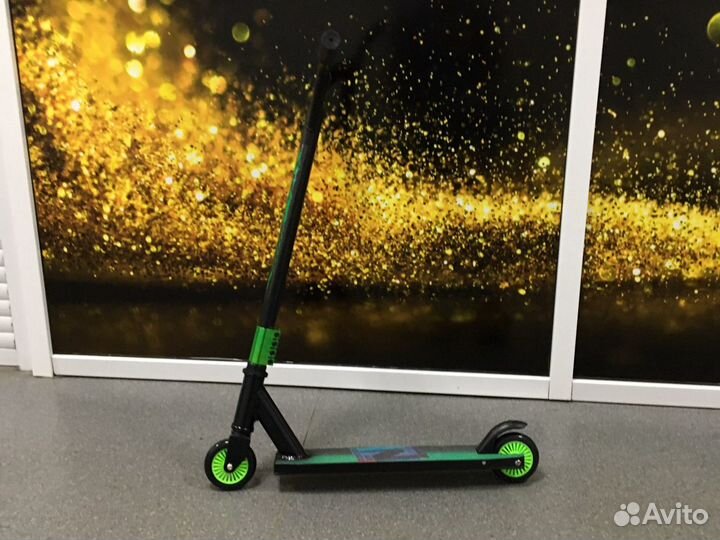 Самокат трюковой