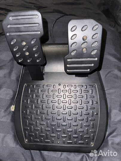 Руль игровой thrustmaster