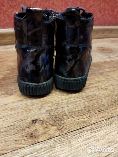 Ботинки демисезонные