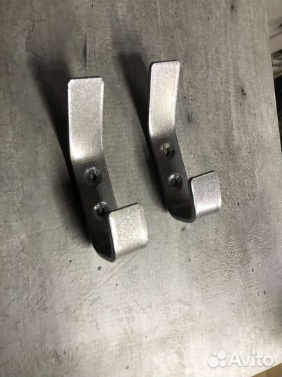 Крючки для одежды