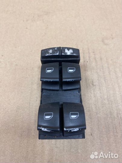 Блок управления стеклоподъемниками передний правый