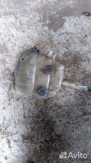 Бачок расширительный Mercedes-Benz M-Klasse W164 2