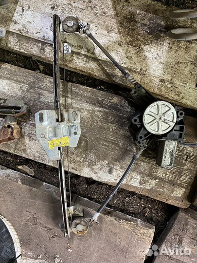 Стеклоподъемник Ваз 2109 2110 2170 приора авео