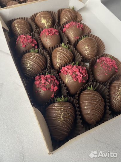 Клубника в шоколаде пожарок для неё для девушки