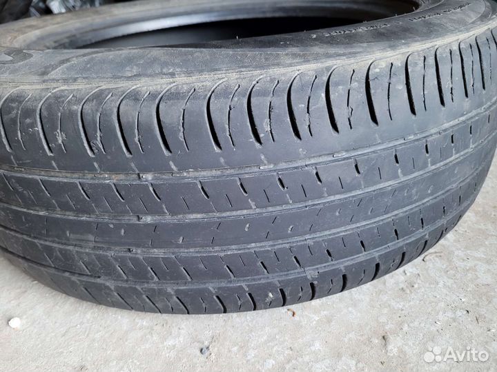 Kumho KC16 215/60 R17 96H