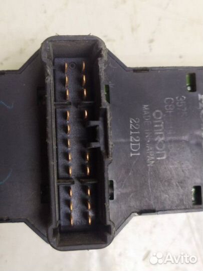 Блок управления стеклоподъёмниками передний левый