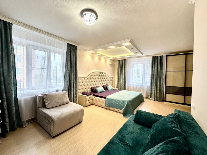 2-к. квартира, 80 м², 6/10 эт.