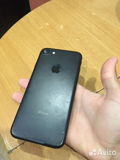 iPhone 7, 128 ГБ