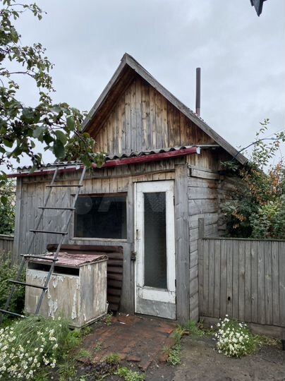 Дом 35,7 м² на участке 3 га