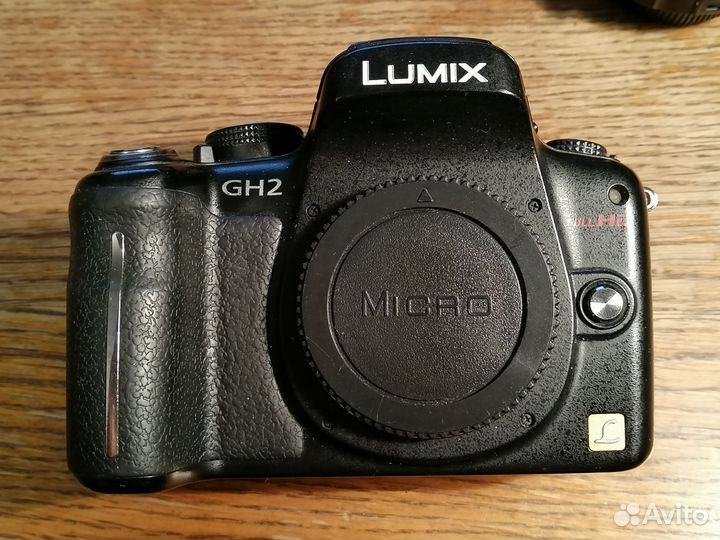 Panasonic lumix GH2 тушка
