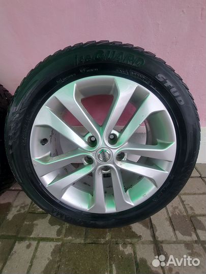 Колеса R 17 с зимней резиной йокохама