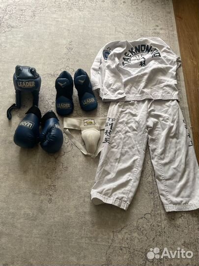 Комлект для тхеквандо