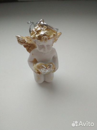 Фигурка ангелочек с сердечком или на ёлку