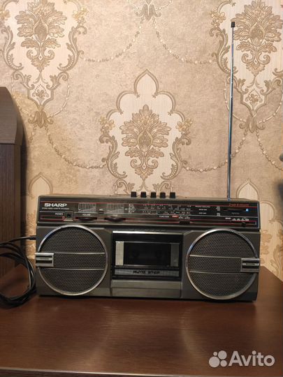 Кассетная магнитола Sharp GF39-39