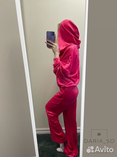 Спортивный костюм женский велюровый