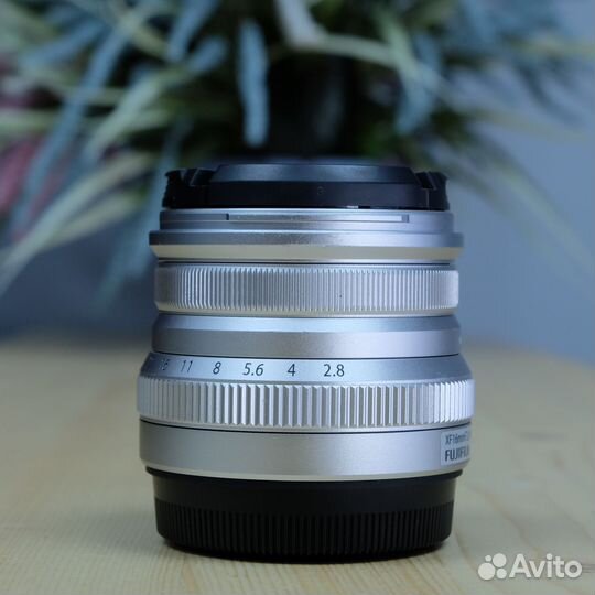 Объектив Fujifilm XF 16mm F2.8 R WR