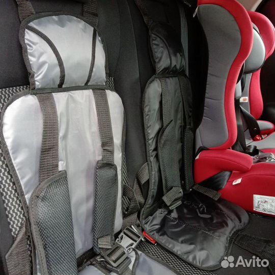 Бескаркасное детское автокресло в машину