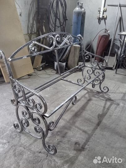 Кованые лавочки