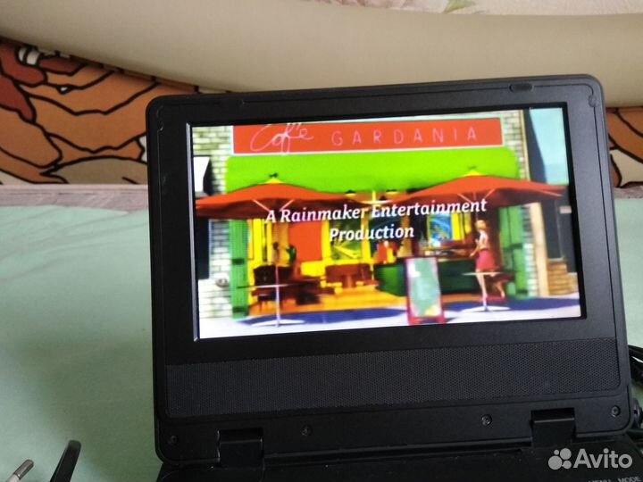 Портативный двд плеер Toshiba 7