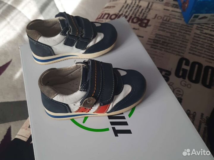 Сандали, сабо, типа Crocs для мальчика кроссовки