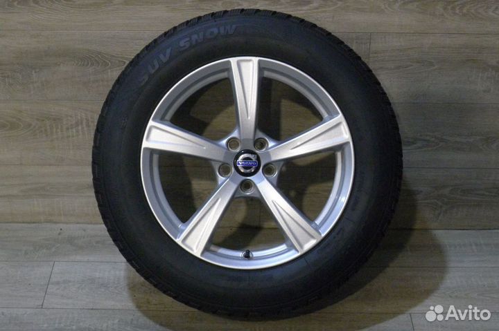 R18 Kormoran SUV Snow 235/60, PCD 5x108 DIA 63.3