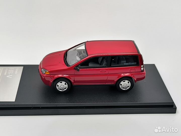 Honda HR-V 1:43, Hi-Story, красный цвет, в наличии